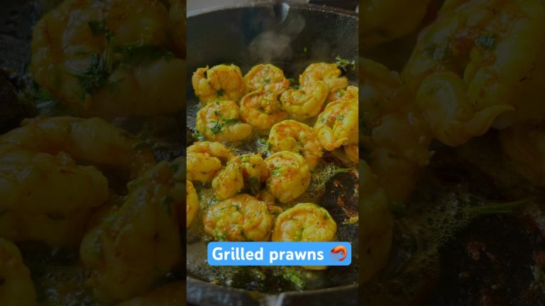 Butter grilled prawns | Prawns short | Jhinga recipe | seafood | #shorts