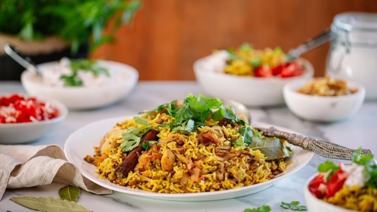 Instant Pot Chicken Biryani in 8L Duo – ready in 15 mins!