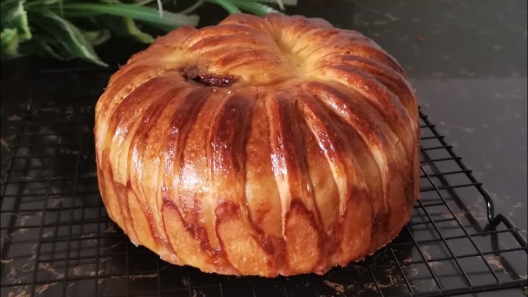 HOMEMADE WOOL ROLL BREAD WITH CINNAMON || EASY BREAD RECIPE