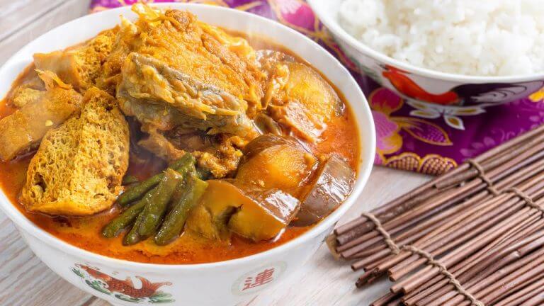 Malaysian Salted Fish Bone Curry 🍲 馬來西亞鹹魚骨咖喱 [My Lovely Recipes]