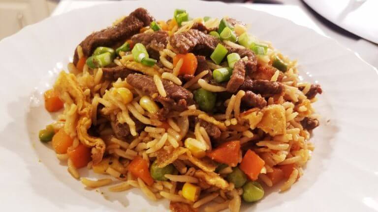 FRIED RICE WITH BEEF DELISH #shorts