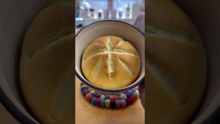 Making the VIRAL pasta bread… #pasta #shorts