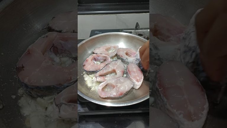 कटला मच्छी रेसिपी |Catla Fish Recipe | कतला मच्छी रस्सा #recipes #fishcurry #fishrecipe #shrots