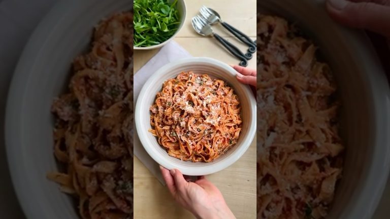 Roasted Red Pepper Pesto Tagliatelle #homemade #pesto #redpepper #cooking #deliciousrecipe #pasta