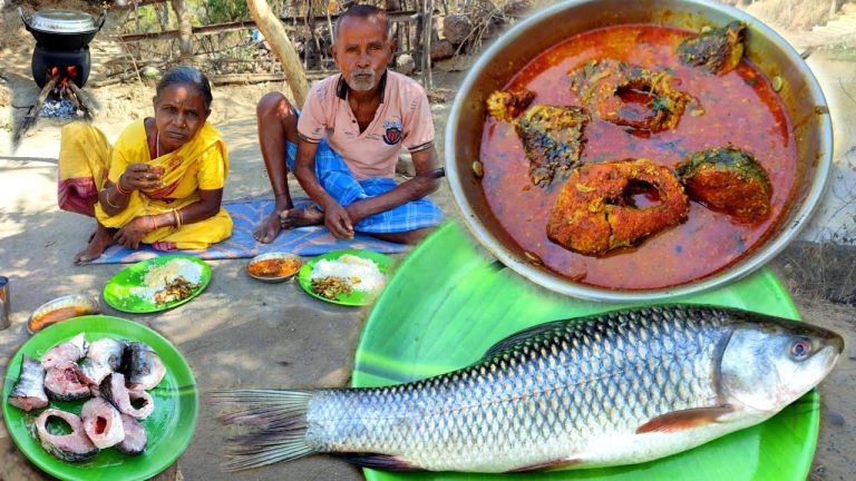 Fish Curry Recipe Village style |Rohu fish masala cooking & eating cooking by santali mother