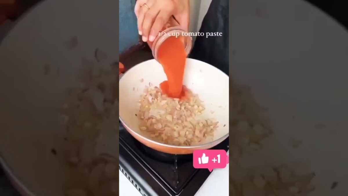 Vodka pasta 🍝 kabhi try Kiya hai kya ?? 2024 Trend #pasta #foryou #foodshorts #youtubeshorts