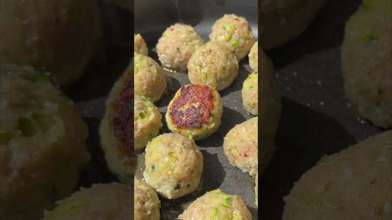 One Pan Baked Pesto Orzo with Chicken Meatballs #dinner