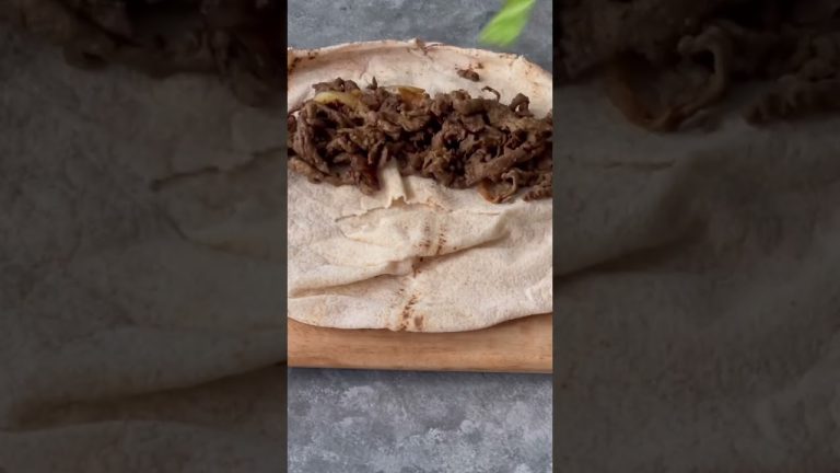 Beef Shawarma, full recipe on unicornsinthekitchen.com