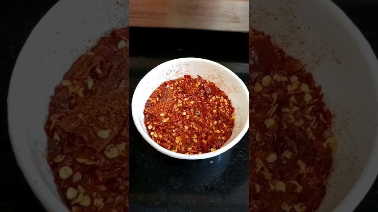 Chilli flakes for pizza 🍕 #recipe #food #cooking #easyrecipe #foodie #healthyrecipes #homemade