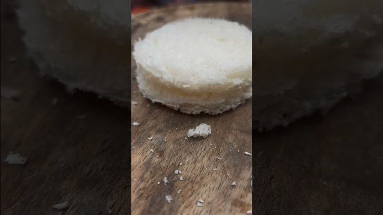 এই ভাবে পাউরুটি পাকোড়া বানালে আপনার কাছে সবাই রেসিপি জানতে চাইবে pakora / bread pakora