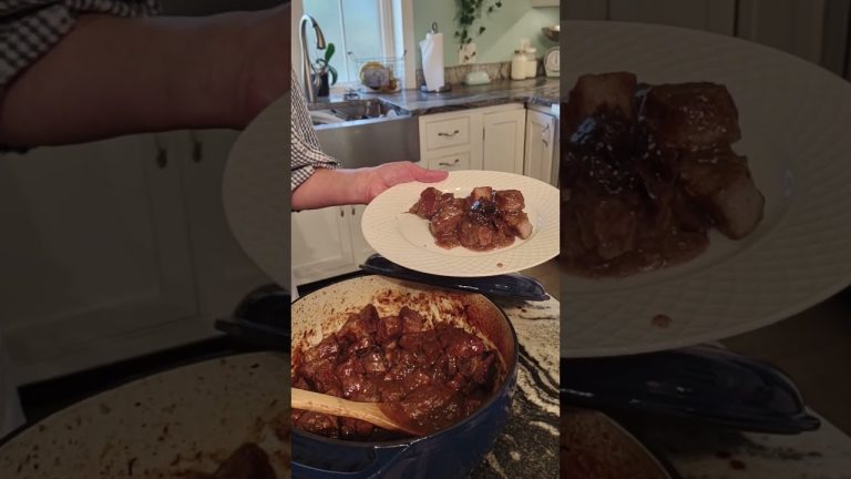 Braised pork with prunes, a Ukrainian recipe #innichka_chef