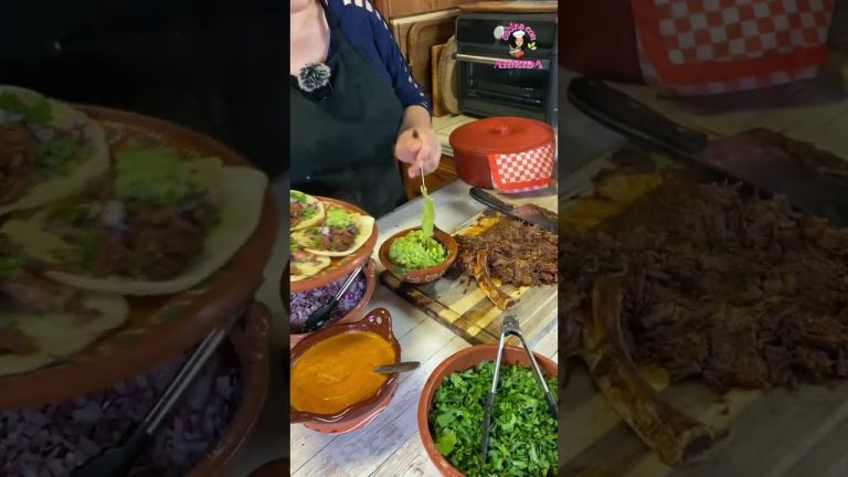 BIRRIA DE RES EN HORNO  el video completo en mi canal de YouTube COCINA Y MÁS CON ARMIDA #food