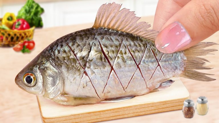 Best Seafood Recipes 🐟 Miniature Healthy Fish and Baked Grilled  With Salt and Chilil🔥 Tiny Cooking