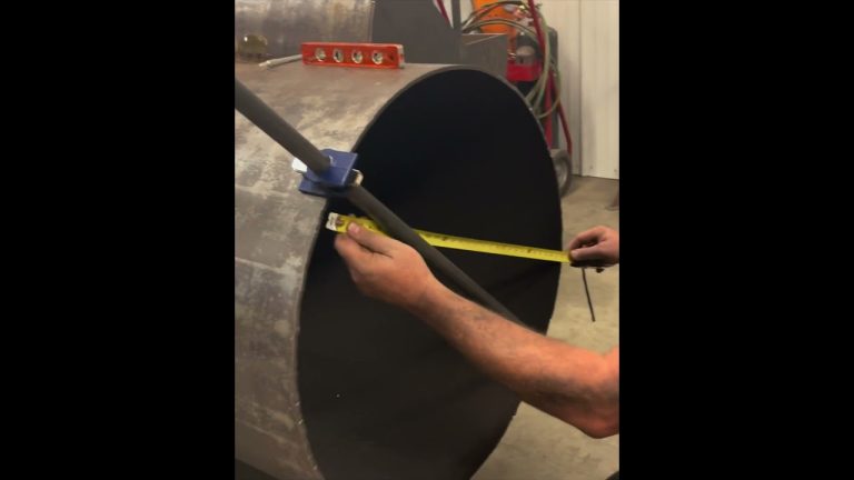 The Cheaper The Clamp, The Scarier The Action Is #smokerbuilder #offsetsmoker #bbq