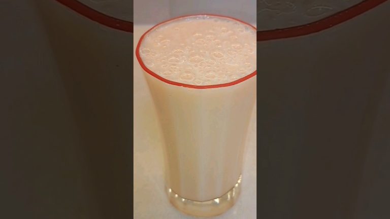 Muskmelon Juice | Melon Milkshake #shorts #juice #milkshake #recipe #streetfood