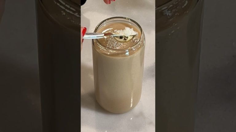 Protein smoothie with a hint of pear #yummy #easy #fun