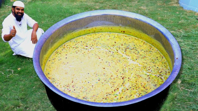 Eid Mubarak | Sheer khurma Recipe || Eid Special Recipe || Famous Dessert Recipe || Nawabs Kitchen