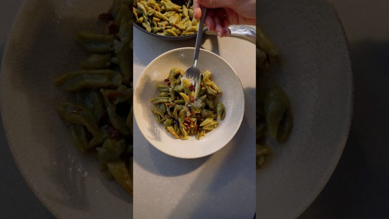 5 Minuten vegane Brokkoli Nudeln! 💚