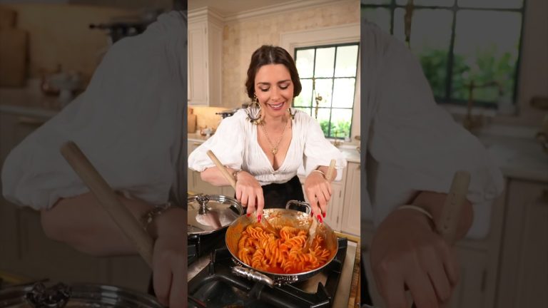 Cream of Peppers and Burrata Pasta