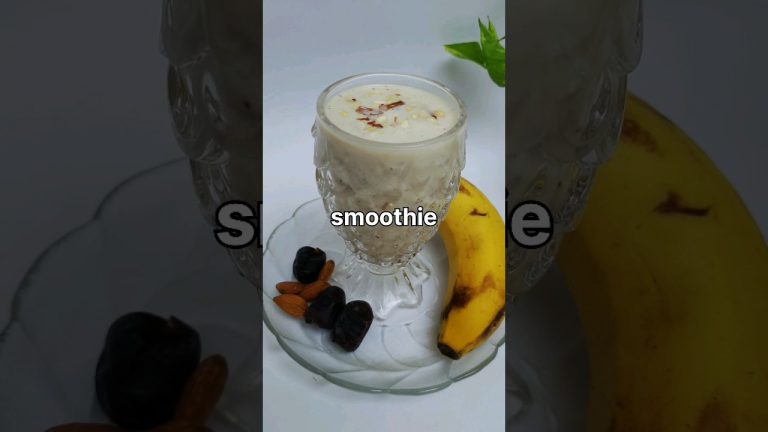 Smoothie Kaise Banate Hai? Healthy Milkshake Recipe #shorts #healthyrecipes #recipes