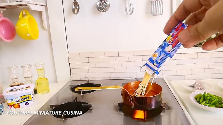 ASMR 5 Minute Tiny Cooking SHRIMP ASPARAGUS PASTA [ Miniature Cooking ]