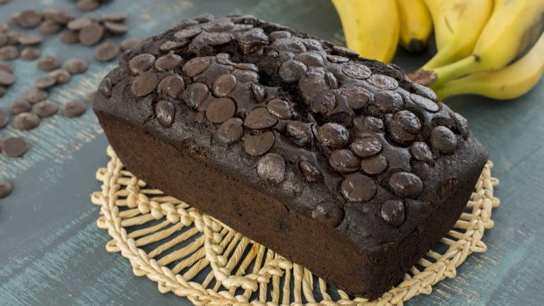 Moist Chocolate Banana Bread Recipe