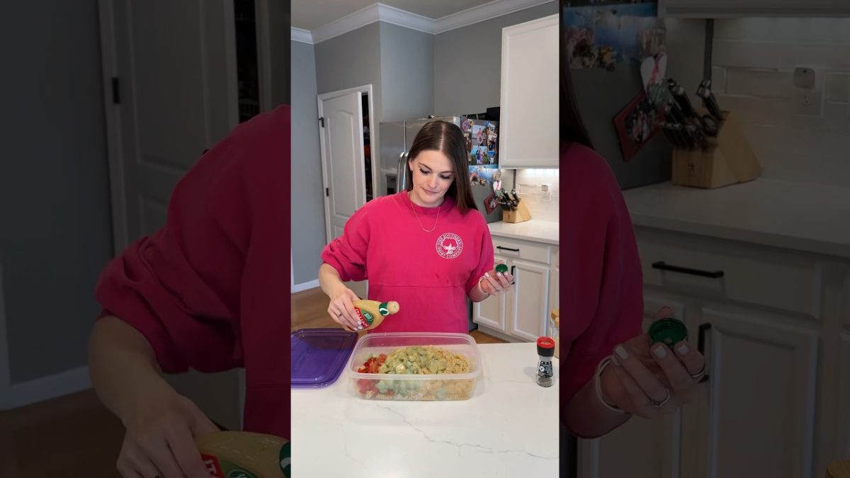 Sooo good! You got to try this with the dressing! #pasta #pastasalad #pastasaladrecipe #saidedish