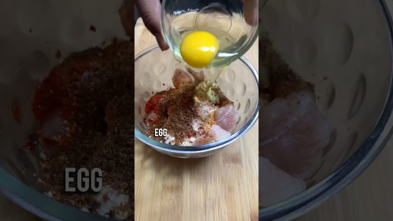 Crispy Thread Chicken Recipe (Ramadan Special) | #trendingshorts #iftarspecial #ramadan #chicken