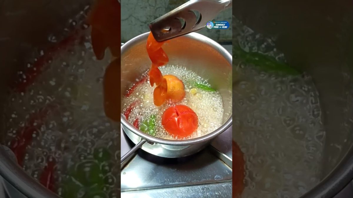 মারাত্মক স্বাদ পাবেন এইভাবে বানাতে পারলে। Katla Macher Jhol. #shorts #ytshorts #trending