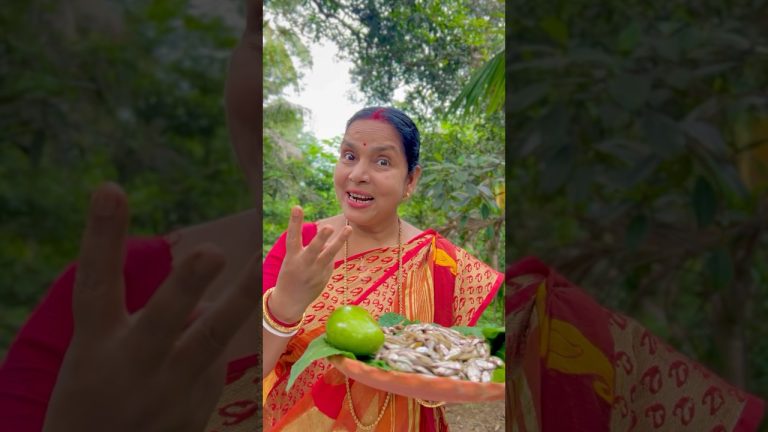 আম কুমড়ো পাতা দিয়ে চুনো মাছ | mango Fish Recipe #shorts #mango #fish #mangorecipe #chaatrecipe