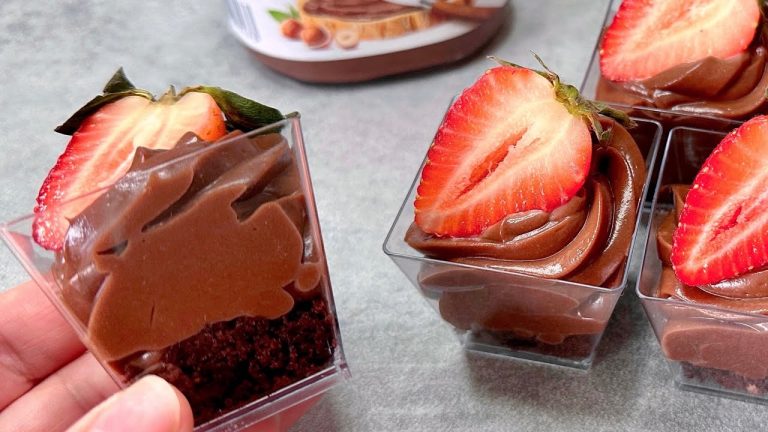 Nutella NO BAKE dessert. Only 3 ingredients 😍 The easyest dessert you will ever make!