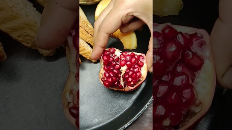 Easy Breakfast idea #shortsvideo #shortsfeed#breakfast#fruits#wafers#chana#eggs#bread# indian#food