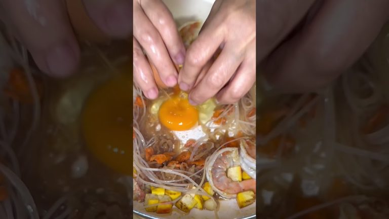 ผัดไทยกุ้ง 🦐🫶🏻 #อร่อยเด็ดต้องลอง #ห้องครัวtiktok