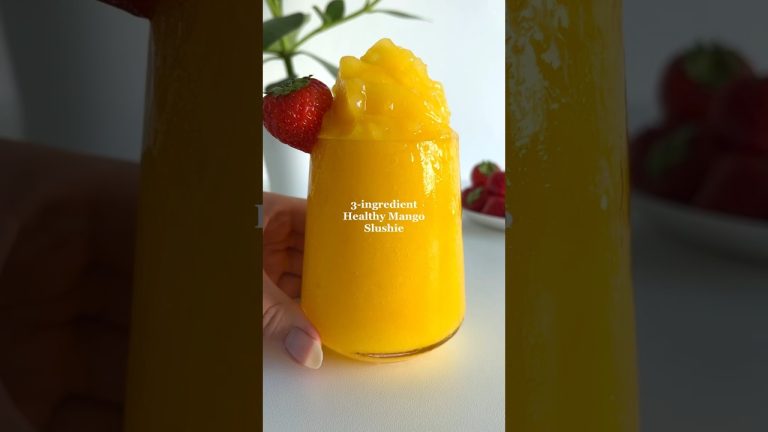 3-ingredient Healthy Mango Slushie🤩 #healthyrecipes #easyrecipes #healthydessert
