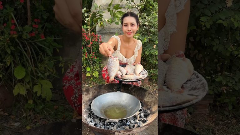 Fish fried cook recipe and eat #cooking #food #shortvideo #recipe #sorts
