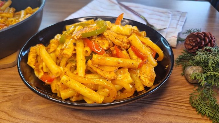 Best Chicken Fajita Pasta with only a few simple ingredients, Extremely easy and delicious