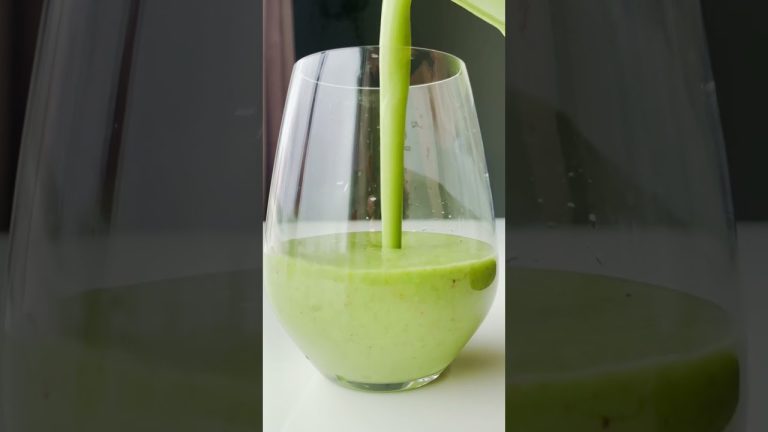 The Science Behind Crafting the Perfect Green Smoothie 🌱🥤