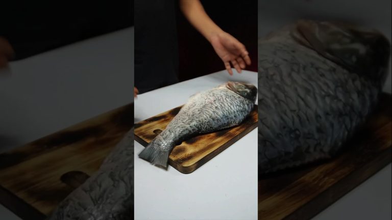 machha kadila patra puda 😱😋@priyaraazofficial  #recipe #fish