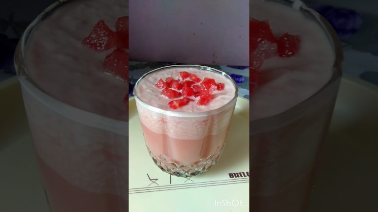 সহজ পদ্ধতিতে তরমুজ দুধের শরবত | watermelon milk shake 🍉😋  #ashortaday #shorts #watermelonmilkshake