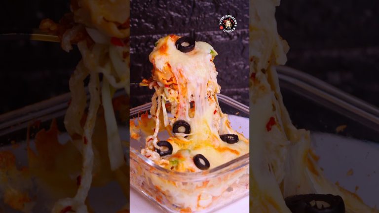 Making Cheesy Baked Momos at ₹20 & eating them for the whole day!🤫🤫🤫🤫🤫🤫🤫🤫