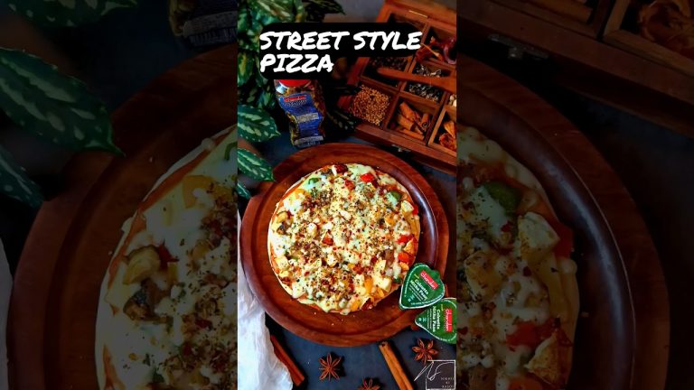 Pizza | Veg Pizza Recipe | Street Style Pizza | How to make Pizza | Cheese Pizza Recipe | #shorts