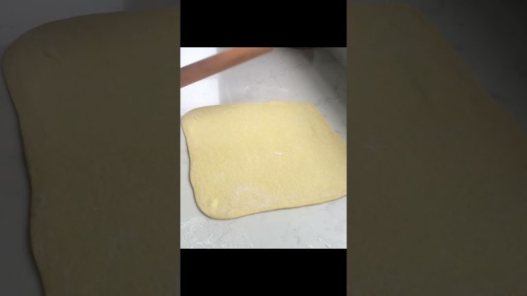 Kovászos gyúrt tészta csalán pesztóval #food #kovász #cooking