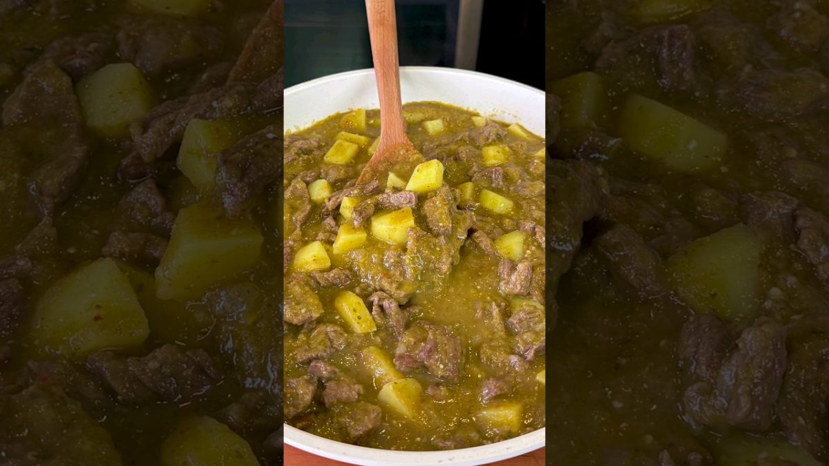 My Favorite Carne con Chile Verde y Papas Recipe #shorts
