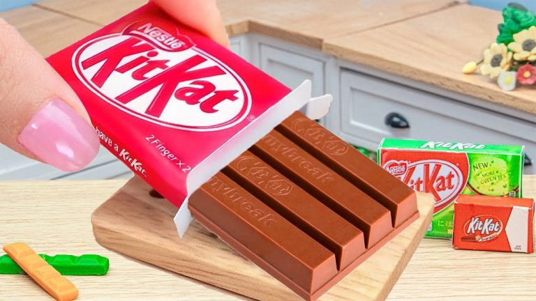 Sweet Miniature Kitkat Cake Decorating🍫 Perfect 1000+ Miniature Ideas Chocolate Cake Recipes