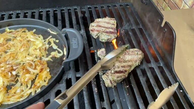 WEBER CRAFTED PFANNENEINSATZ – GOURMET BBQ SYSTEN Unboxing und Anleitung