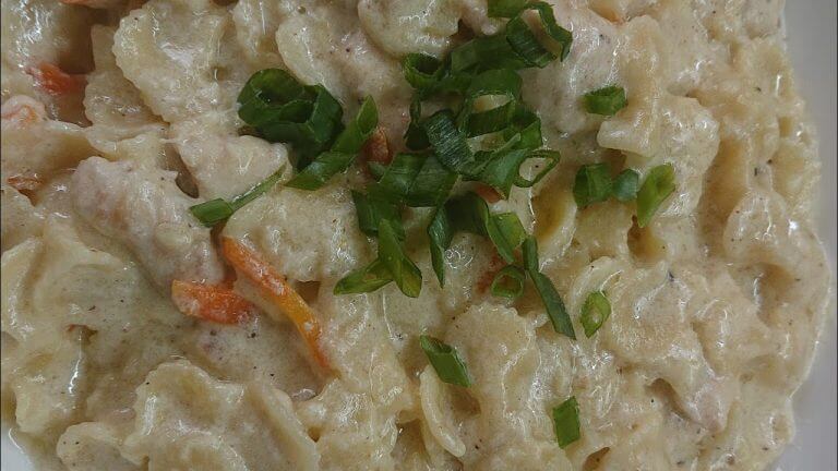 one pot chicken cheesy pasta recipe. how to make chicken cheesy pasta by kitchen stories