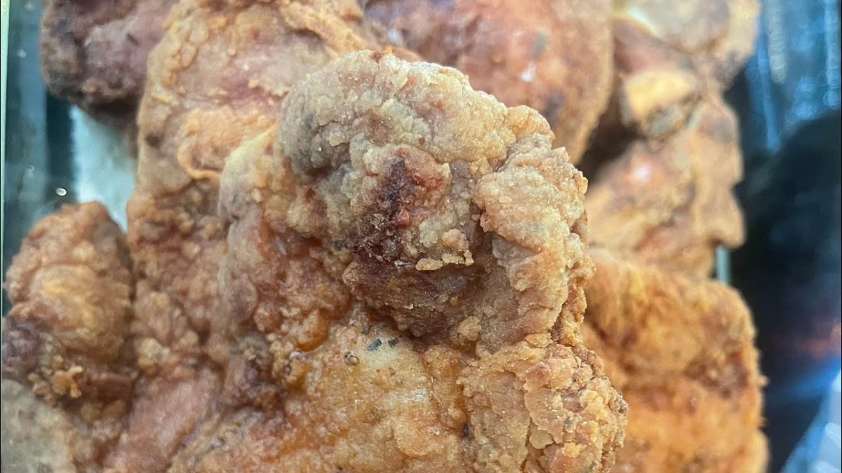 Granny’s Old School Pork Chops #cooking #soulfood #friedporkchops #porkchops