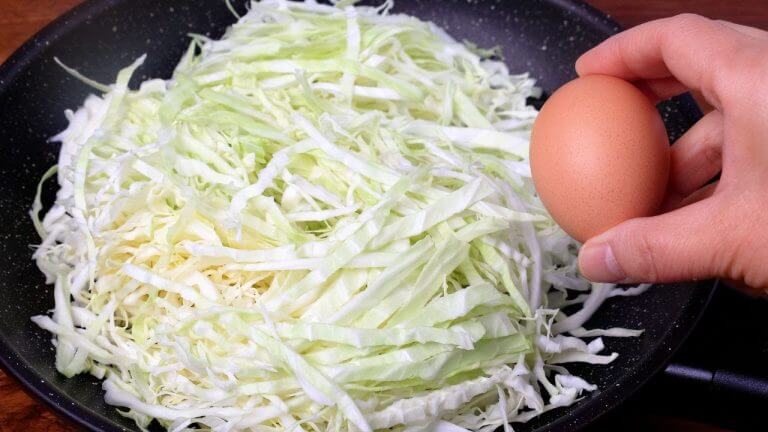 Cabbage with 3 eggs is better than meat!  Quick, simple and delicious dinner recipe