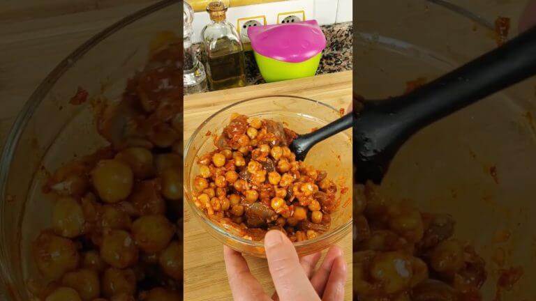 Riquísimo #fácil 👌como nos gustan a todos😉Garbanzos #langostinos #shortvideo (A mi manera #recetas )