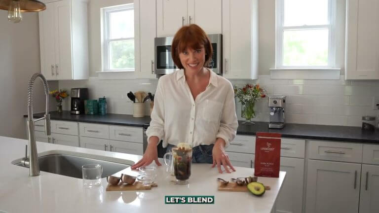 Healthy Morning Boost: Avocado Smoothie Recipe| Lifeboost Coffee